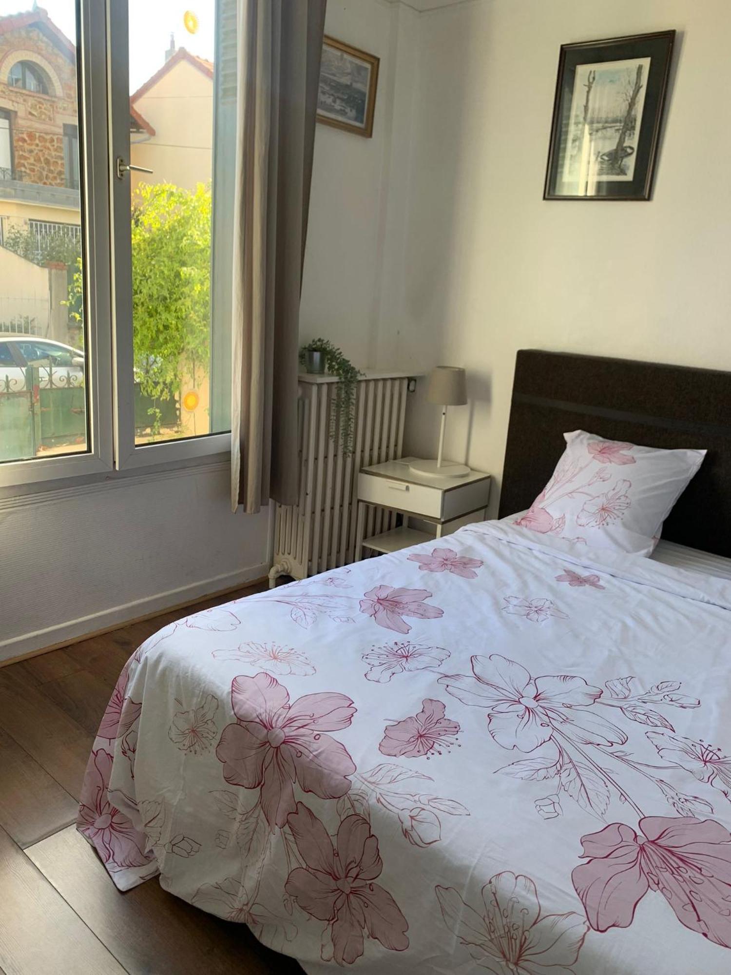 Grand Appartement Avec Terrasse & Jardin A 5 Minutes De Paris Cachan Eksteriør bilde